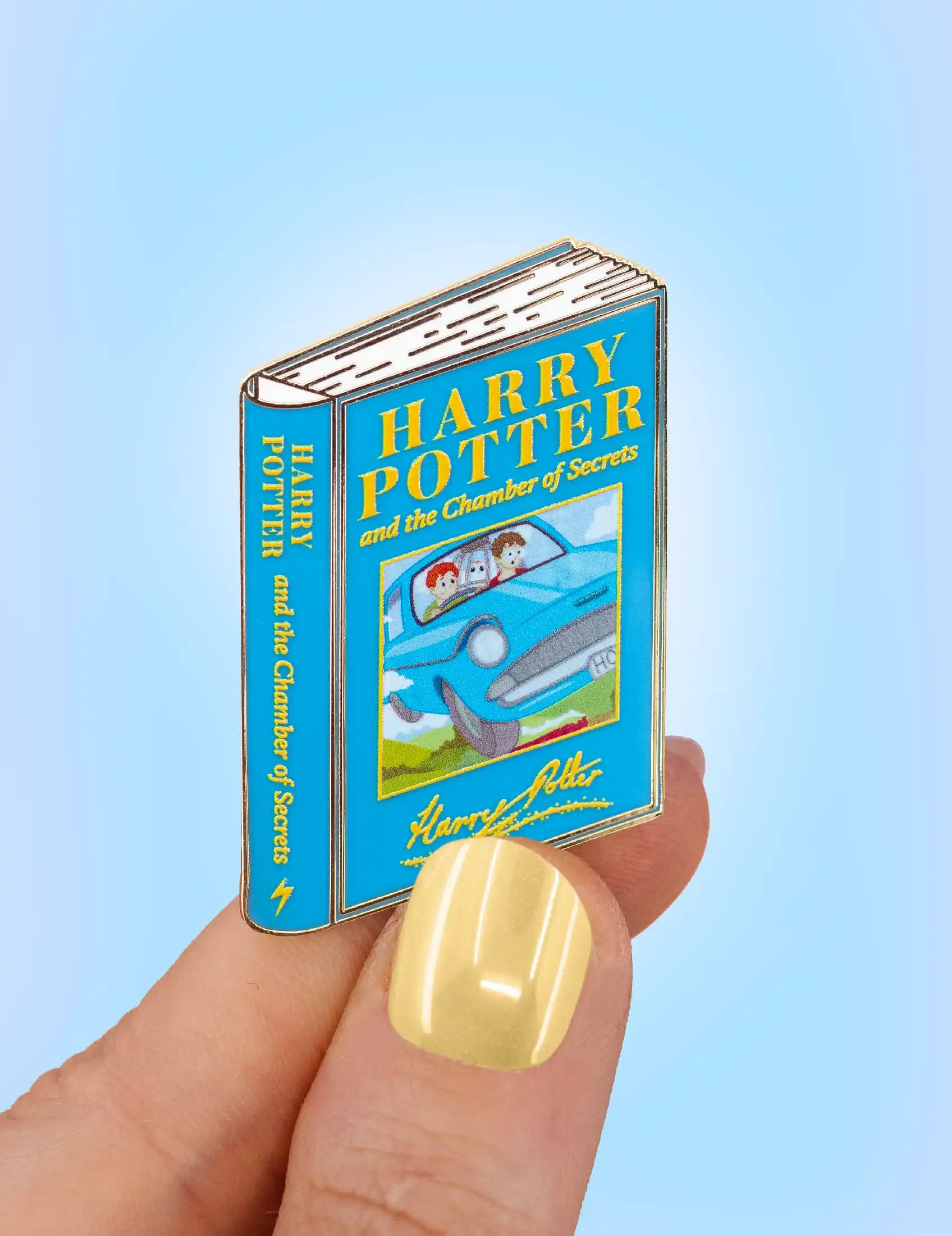 School of magic book Limited edition pin