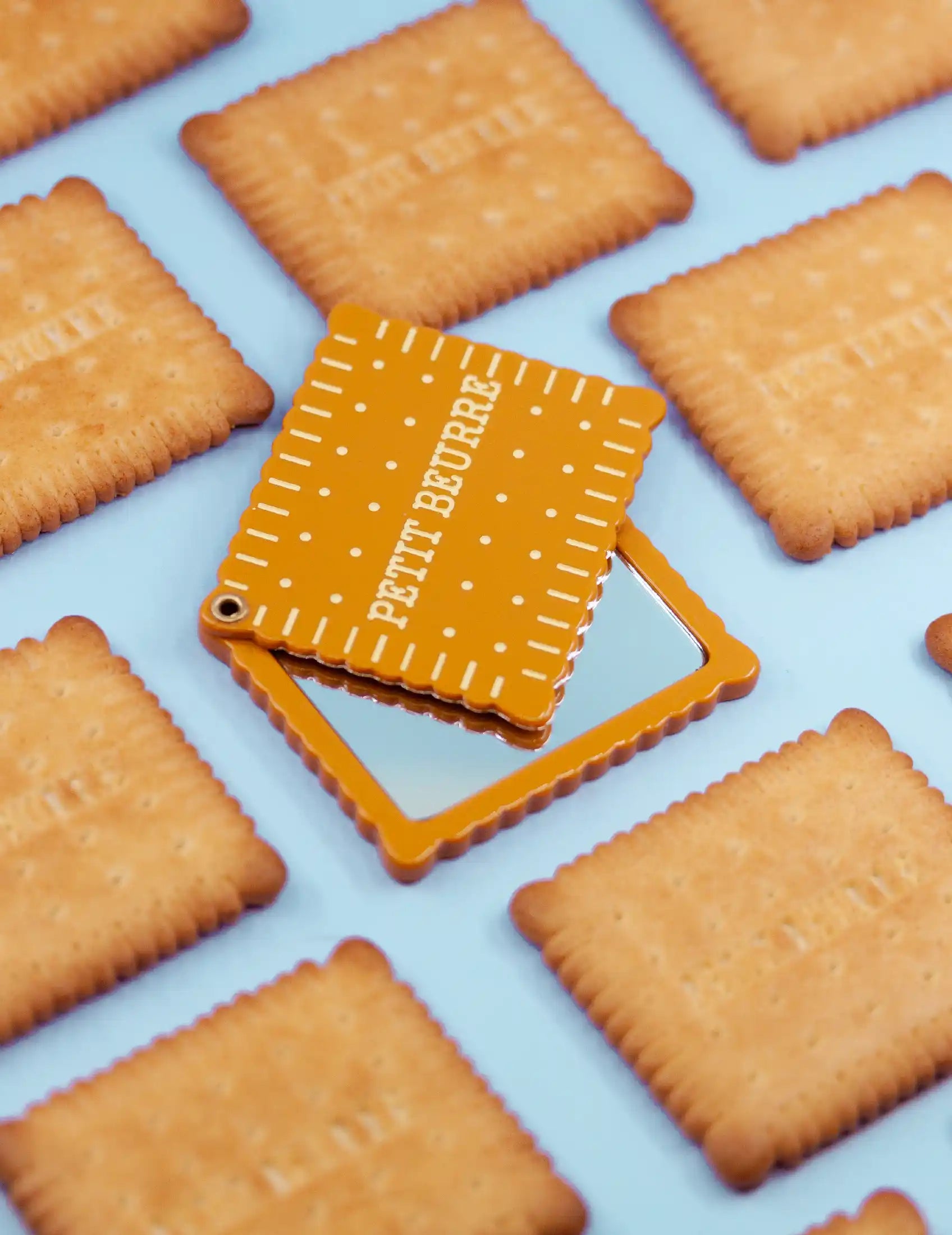 Petit beurre biscuit pocket mirror