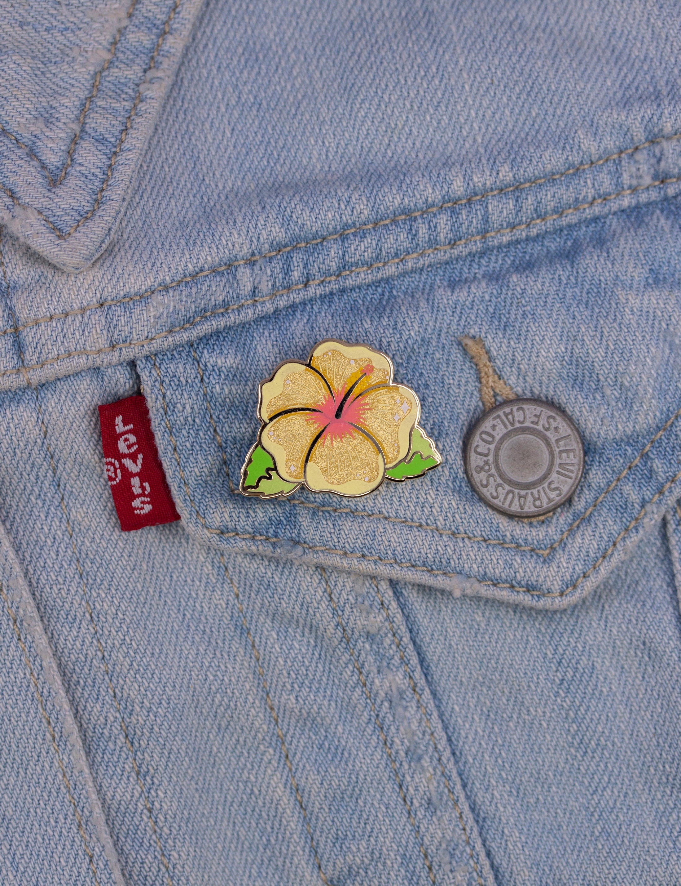 ❤ Aidez Maui Hibiscus Pin ❤ 