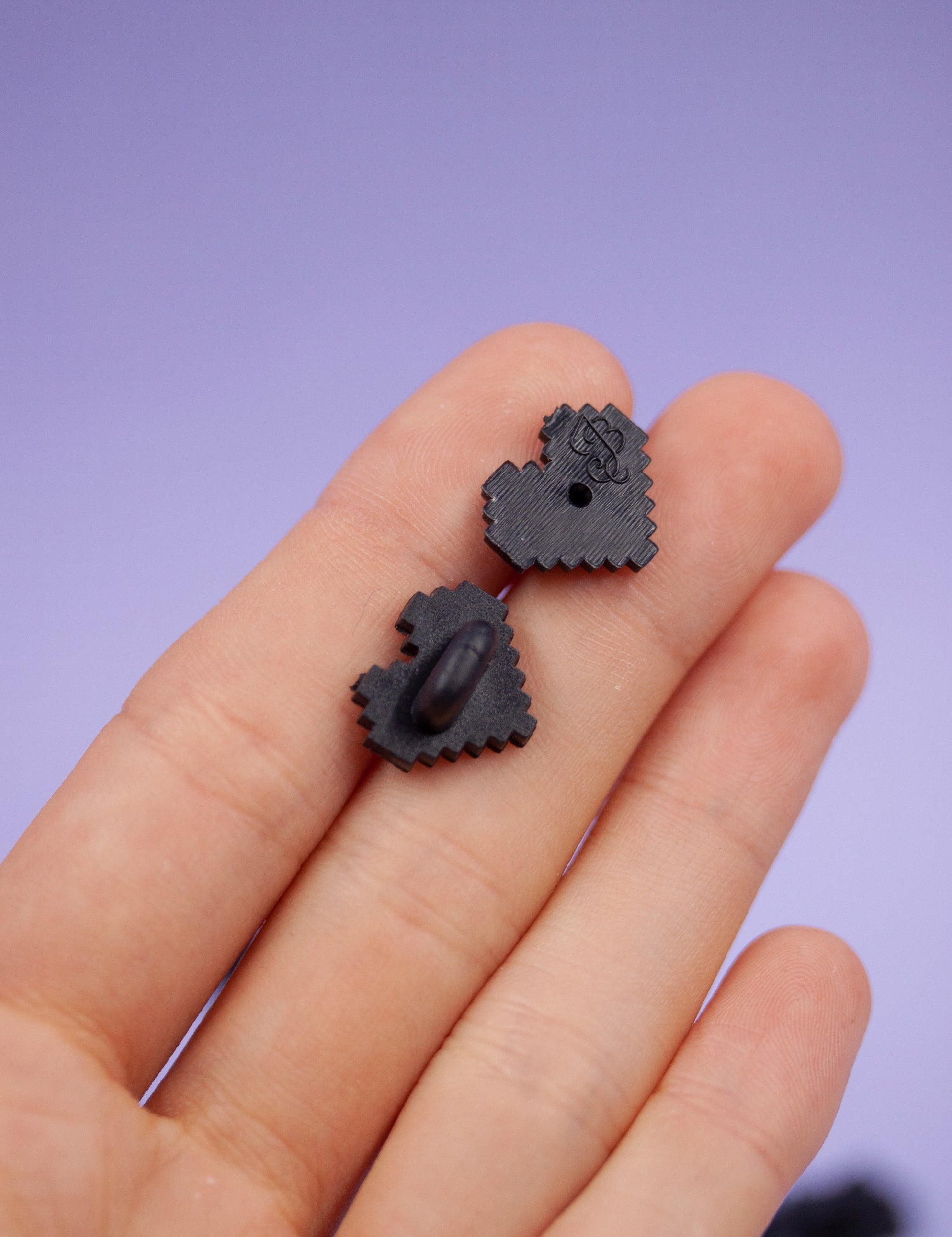 Supports d&#39;épingles en caoutchouc en forme de PIXEL HEART